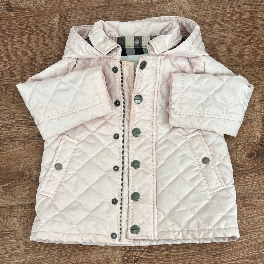Burberry Kids Light Pink Quilted Puffer Coat - Picture 6 of 6